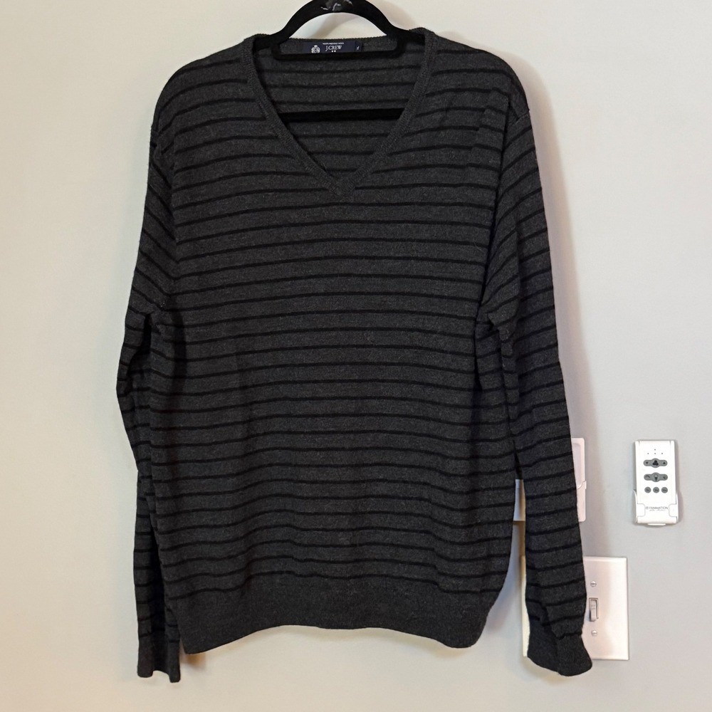 J Crew Mens Merino Wool Striped V Neck Long Sleeve Sweater XL Charcoal Black